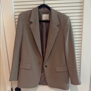 Wilfred Aritzia Beige Blazer size 8